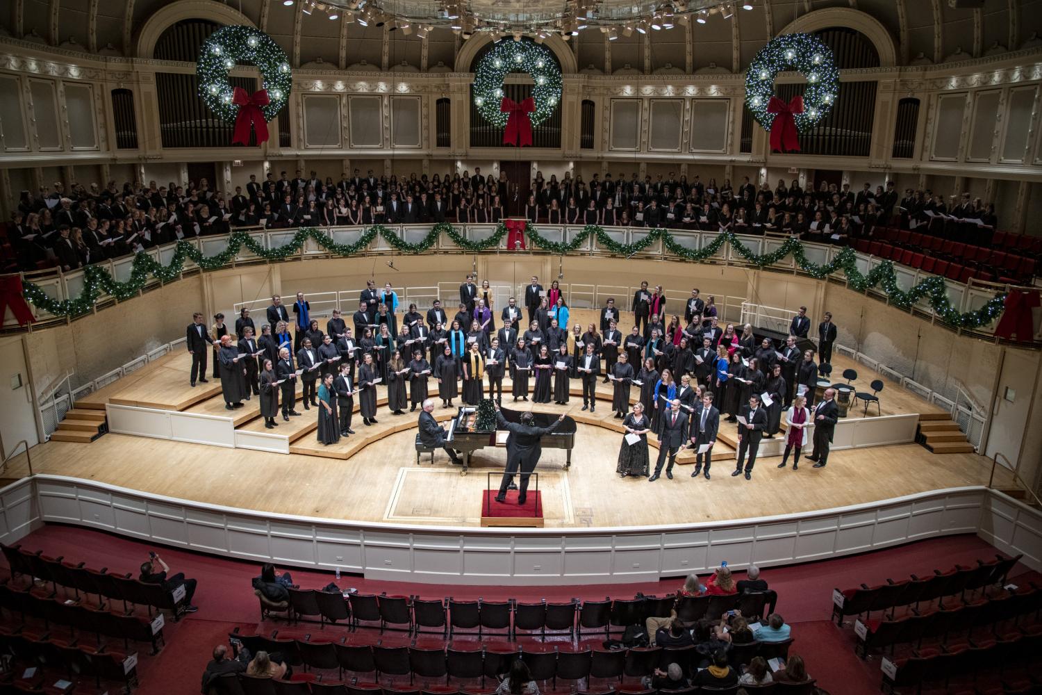 <a href='http://vxl.hwanfei.com'>全球十大赌钱排行app</a>合唱团在芝加哥交响音乐厅演出.
